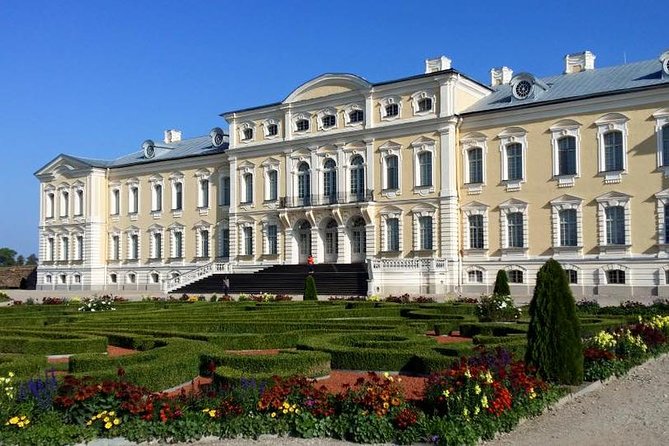 Private Trip from Vilnius to Riga: Hill of Crosses, Rundale Palace, Bauska castl - Into Riga (Vecrīga): Finishing With City Placement