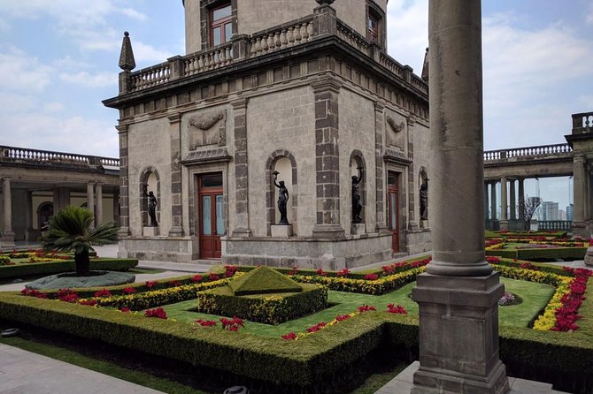 Private Walking Tour Anthropology Museum & Chapultepec Castle - Chapultepec Castle: mountain views and a royal-era story