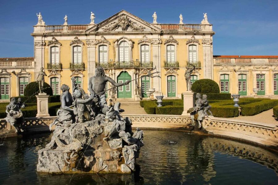 Queluz: National Palace and Gardens E-Ticket & Audio Guide - Hall of the Ambassadors and the chapel: where the rococo shows off