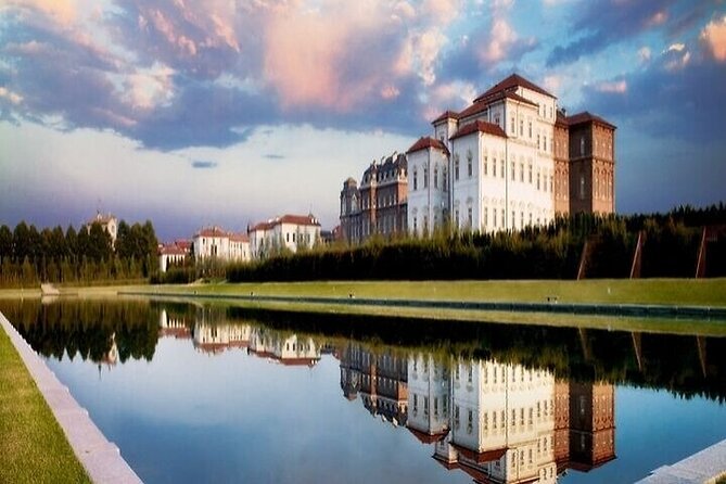 Reggia di Venaria Reale - Inside La Venaria Reale: Savoy rooms, basements, and standout halls