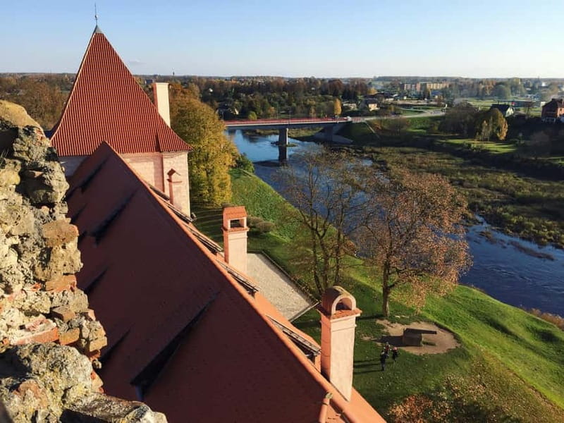 Riga: Bauska Castle, Rundale Palace and Hill of Crosses Trip - A 9-hour Latvia and Lithuania combo from Riga