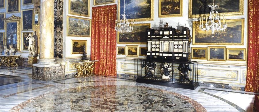 Rome: Colonna Palace Guided Tour - Choosing the guided tour or entry ticket: what you gain and what you trade