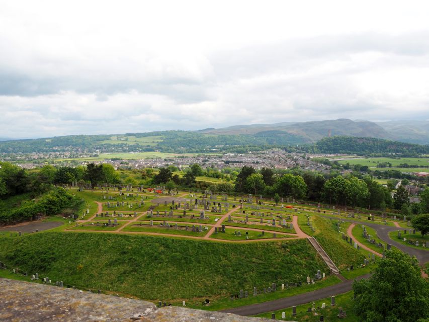 Rosslyn Chapel, Stirling Castle & Dunfermline Abbey Tour - Forth Bridge: the quick Scotland starter you don’t want to skip
