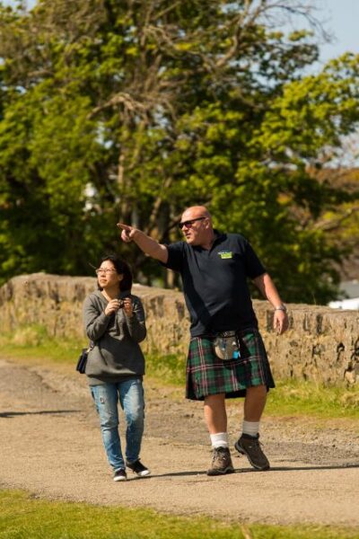 Rosslyn Chapel, Stirling Castle & Dunfermline Abbey Tour - Meeting at Caffe Nero and how the day usually flows