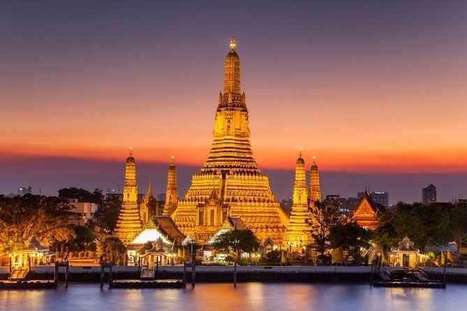 Royal Grand Palace and Bangkok Temples: Half Day Tour - The Grand Palace: Emerald Buddha and Royal Thailand in One Hour