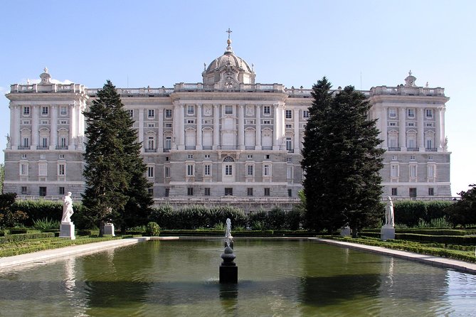 Royal Palace Guided Tour Small Group with Tickets - What the guides are like: humor, clarity, and Q&A energy