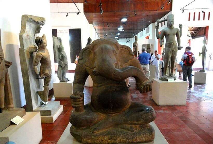 Royal Palace, National Museum & Wat Phnom with Private tour - FAQ