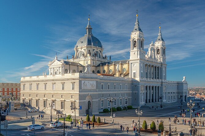 Royal Palace of Madrid and Almudena Cathedral Afternoon Tour - Almudena Cathedral: neo-Gothic drama with a calm interior feel