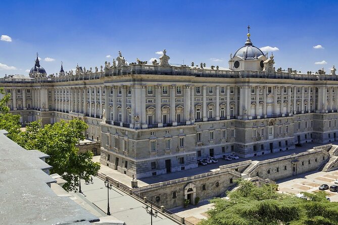 Royal Palace of Madrid Skip the Line Guided Tour - Royal Palace of Madrid in 2 Hours: what the tour really covers