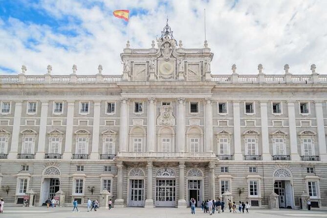 Royal Palace of Madrid Skip the Line Guided Tour - Group size max 30: what that means for your pace