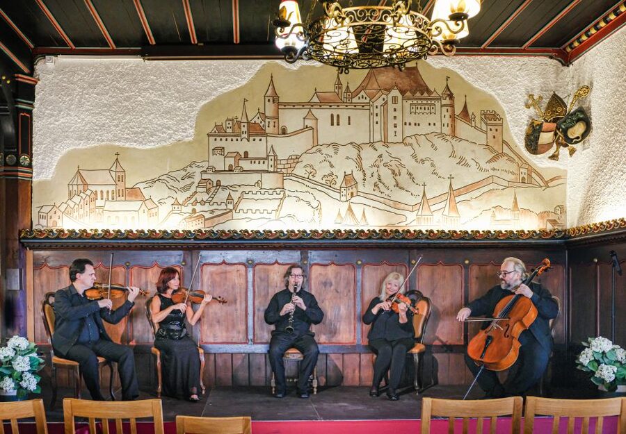 Salzburg: Best of Mozart Fortress Concert and Dinner - Golden Hall concert: Mozart works in a real fortress room