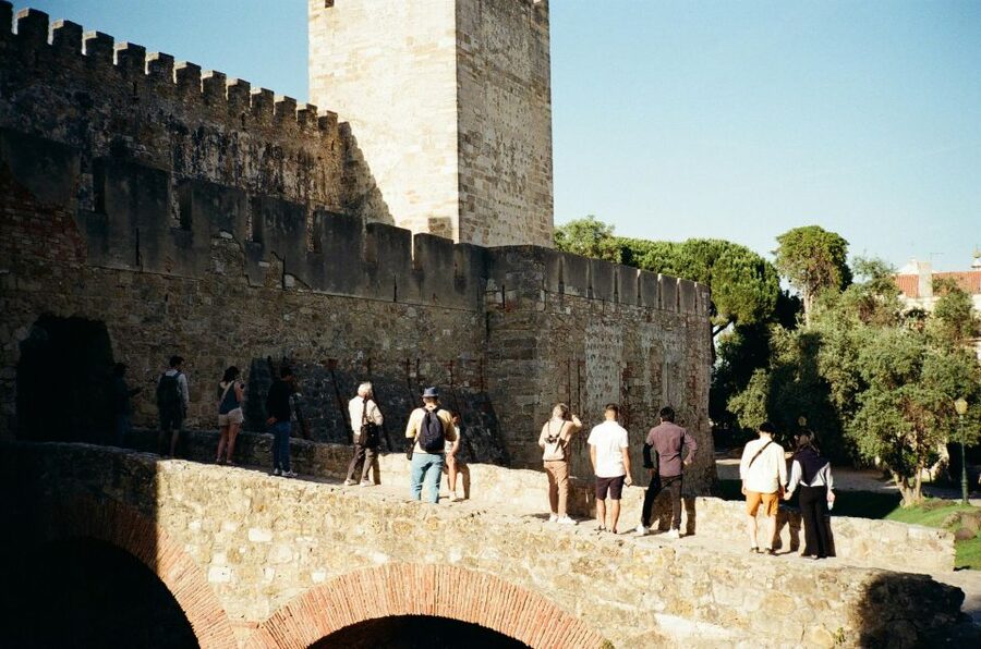 São Jorge Castle Skip-the-line Entry Ticket - How the 2-hour window works in real time