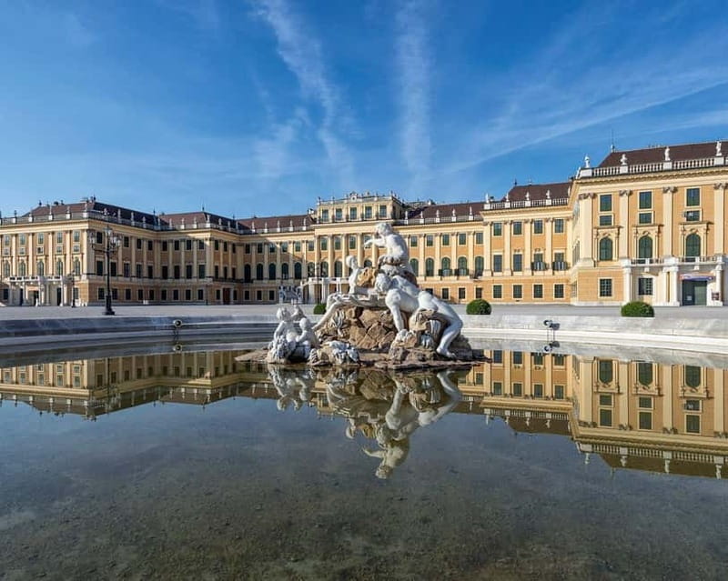 Schönbrunn Palace: Exclusive Ticket after the opening hours - Why the 5:30 pm after-hours timing matters at Schönbrunn