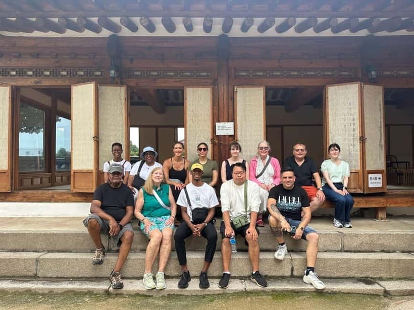 Seoul City Tour: Gyeongbok Palace, N Tower & Local Market - How this 8-hour Seoul route makes sense