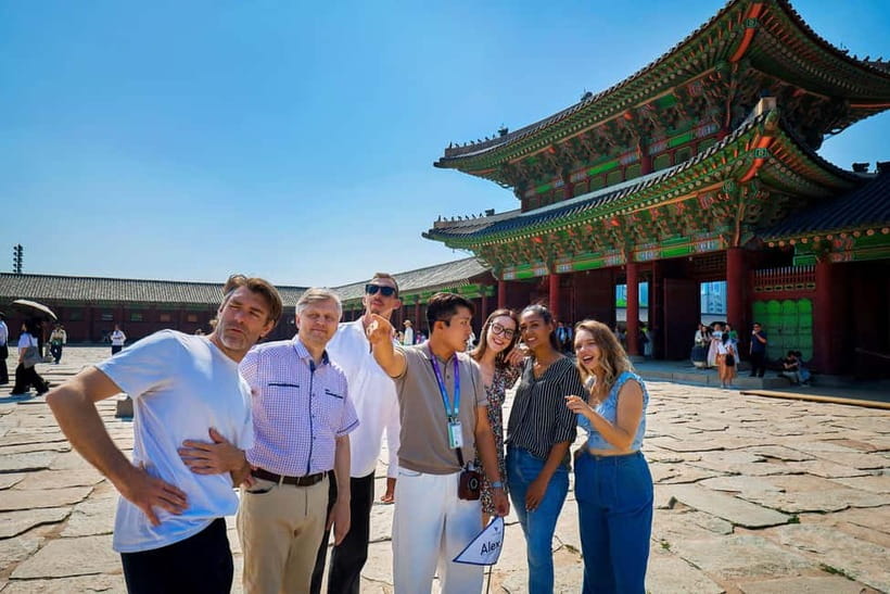 Seoul City Tour: Gyeongbok Palace, N Tower & Local Market - Gyeongbokgung and the Changing of the Guard: plan your attention