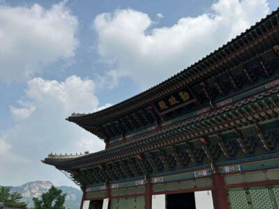 Seoul: Gyeongbok Palace, N Tower, & Local Market City Tour - Jogyesa Temple: Downtown Seoul’s Time Machine