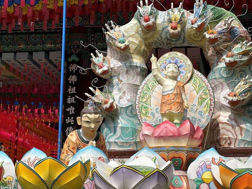 Seoul: Gyeongbok Palace, N Tower, & Local Market City Tour - Gwangjang Market: Food and Local Shopping Energy