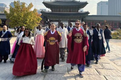 Seoul Half-Day City Highlight, Palace Tour with Hanbok - Gyeongbokgung Palace and the Changing of the Guard ceremony