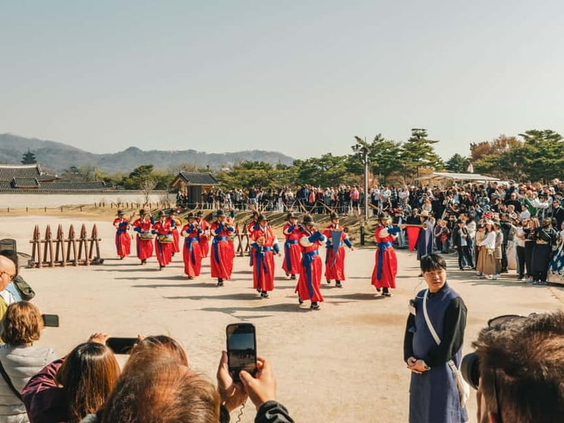 Seoul Half-Day City Highlight, Palace Tour with Hanbok - Who should book this Seoul half-day palace + hanbok tour