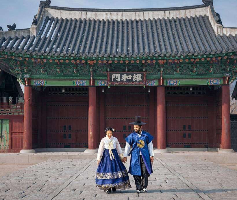 Seoul: Hanbok Rental with Gyeongbokgung Palace Entry - Dealing With Crowds: Shop Logistics That Affect Your Mood