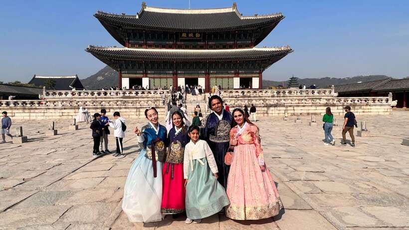Seoul Highlights: Gyeongbok Palace, Insadong & N Seoul Tower - Gwangjang Market: one stop for real Seoul food energy