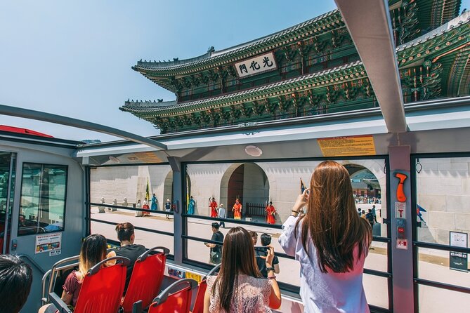 Seoul Hop-On Hop-Off Downtown Palace Course - Board at 서울 타이거버스 정류장, Then Build a Palace-First Plan