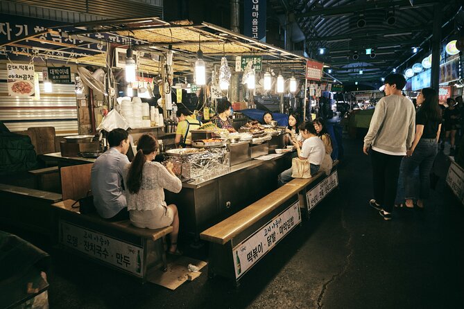Seoul Night Palace & Market Food Tour with Vehicle - Jogyesa Temple Lanterns: Buddhism Stories Without the Daytime Crowd Feeling