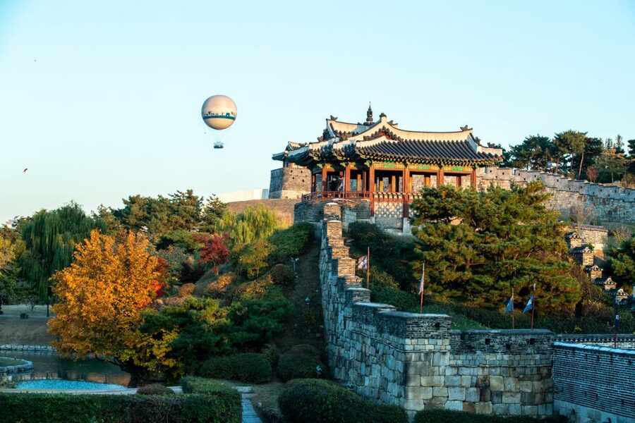 Seoul: Suwon Hwaseong Fortress & Korean Folk Village Tour - Suwon Hwaseong Fortress: UNESCO Walls With Real Engineering Stories