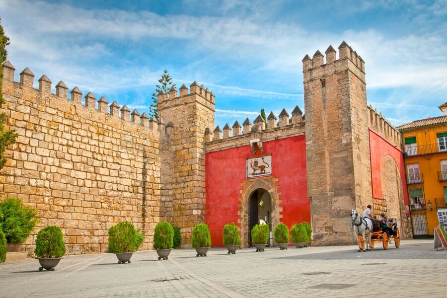 Seville: Alcázar Guided Palace Tour with Priority Access - Who This Tour Fits Best (And Who Should Rethink It)