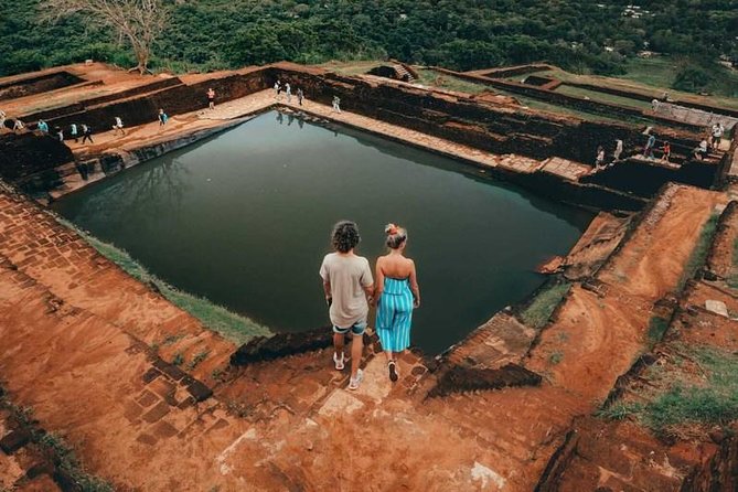 Sigiriya Rock and Dambulla Cave All Inclusive Private Day Trip - Pickup, Drive Time, and the Reality of a Long Day From Colombo