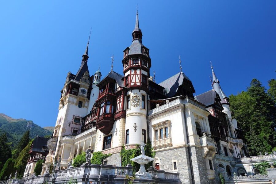 Sinaia: Peleș Castle Tour with An Expert Guide - Key highlights you’ll care about