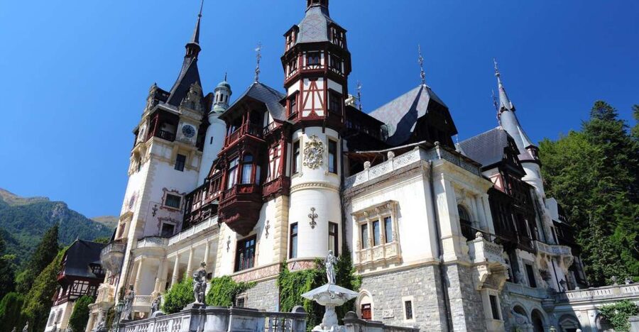 Sinaia: Peleș Castle Tour with An Expert Guide - Ground Floor Highlights: the hallway, reception room, and four seasons statues