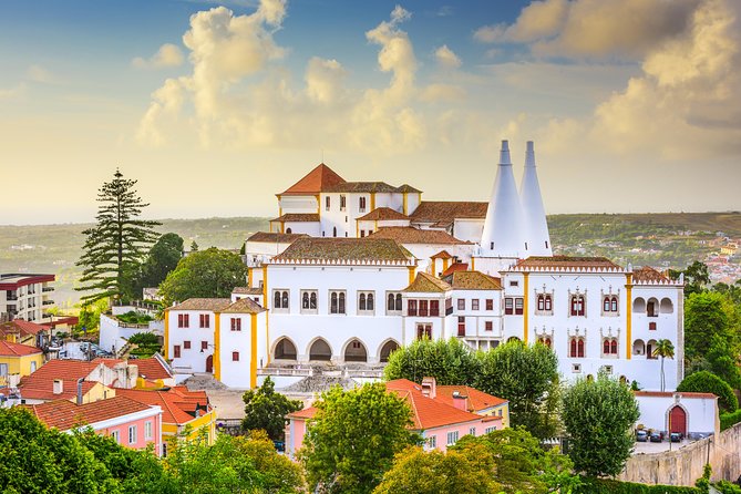 Sintra and Cascais Small Group Tour with Hotel Pick up & Ticket - The morning start: hotel pickup, timing, and what to expect