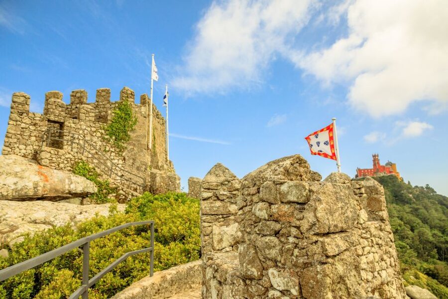Sintra: Castle of the Moors E-Ticket and Audio Guide - Tomb and the Medieval Christian Necropolis: a different kind of stop