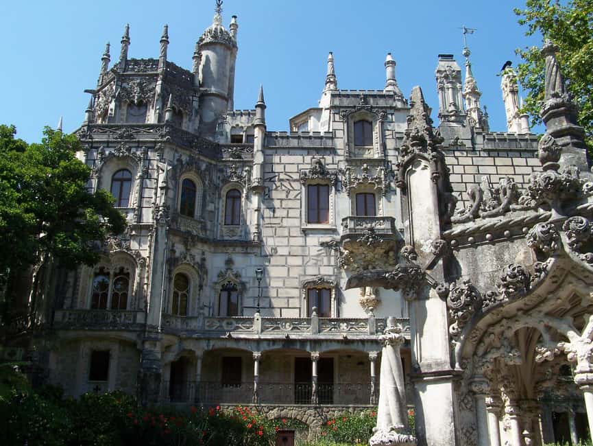 Sintra Dream Tour–Pena Palace,Sintra, Cabo da Roca & Cascais - How the Sintra-to-coast route saves you from Lisbon chaos