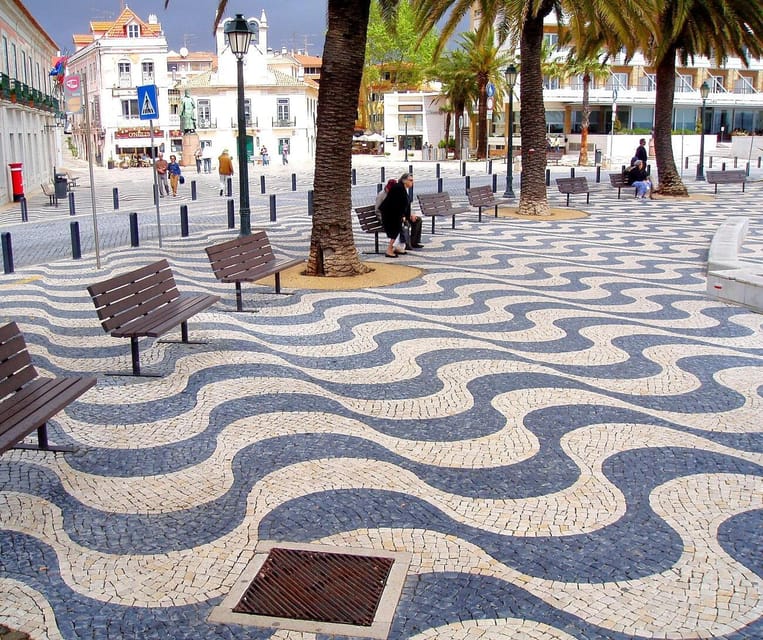 Sintra: Full-Day Deluxe Tour with Pena Palace ticket - Sintra Village Free Time: Where You Actually Feel the Place