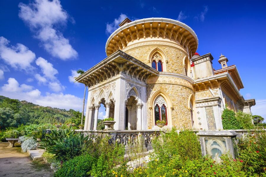 Sintra: Monserrate Palace & Park Ticket - Entering the park: shoes, signage, and the two-path reality