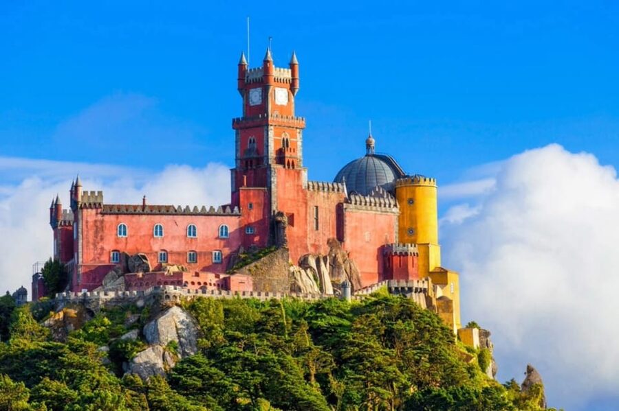 Sintra: Official Public Bus Transport: All Palaces & Castles - Regaleira Palace connections: building your own one-day rhythm