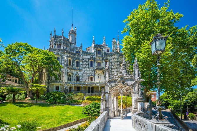 Sintra Palaces Private Tour with Pena Palace and Quinta da Regaleira - Pena Palace Park: guided context, then room to breathe in the palace