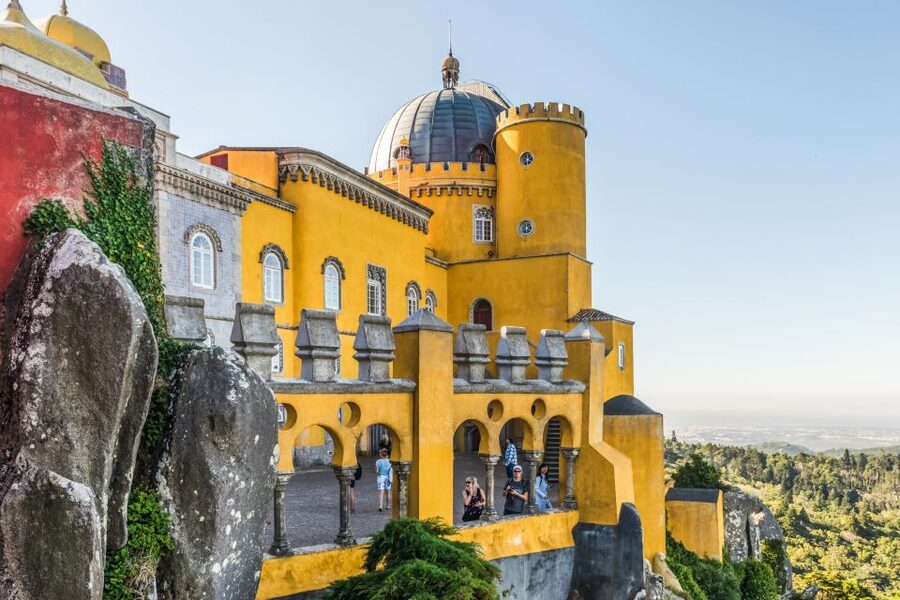 Sintra: Pena Palace and Park Entrance Ticket - From Park Entrance to the palace: the uphill route and your walking plan