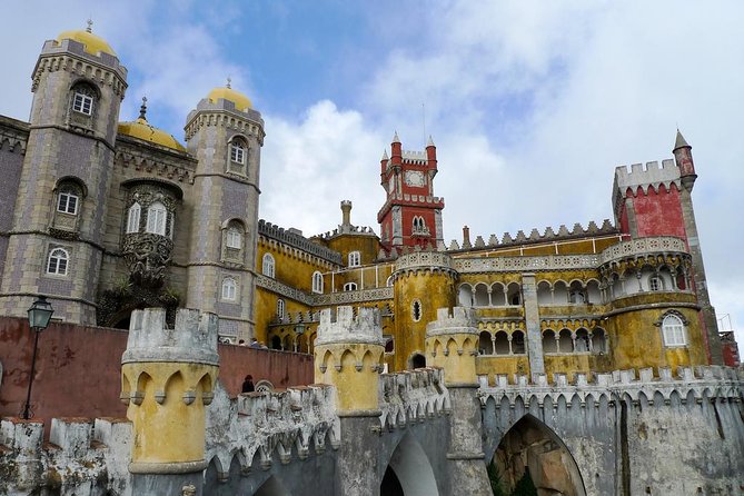 Sintra, Pena Palace, Cabo Roca, Cascais Small Group from Lisbon - Cabo da Roca: Why the Atlantic Cliff Stop Is Worth the Rush