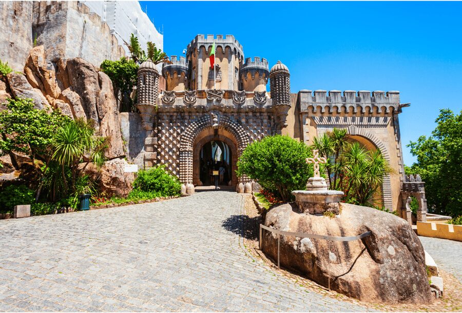 Sintra: Pena Palace, Quinta da Regaleira, Cabo da Roca and Cascais - Quinta da Regaleira: tunnels, the Initiation Well, and “what am I looking at?”