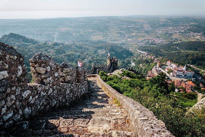 Sintra Private Tour with Tickets: Pena Palace & Moorish Castle - Comfort, Walking, and Weather: What to Plan For