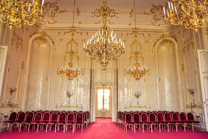 Sisi's Godollo Palace Tour from Budapest - Group size: why max 30 is a real factor
