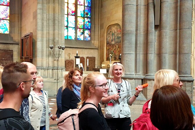 Skip the line: Prague Castle Interiors Tour with Local Guide - Stop 2: Old Royal Palace—Wenceslas tombs and Vladislav Hall