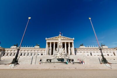 Skip-the-Line Schonbrunn Palace Guided Tour and Vienna Historical City Tour - The Ringstrasse coach loop: your Vienna orientation in one ride