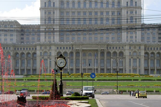 Skip the Line Ticket of the Palace of Parliament in Bucharest - Photo opportunities: plan for angles, not just time