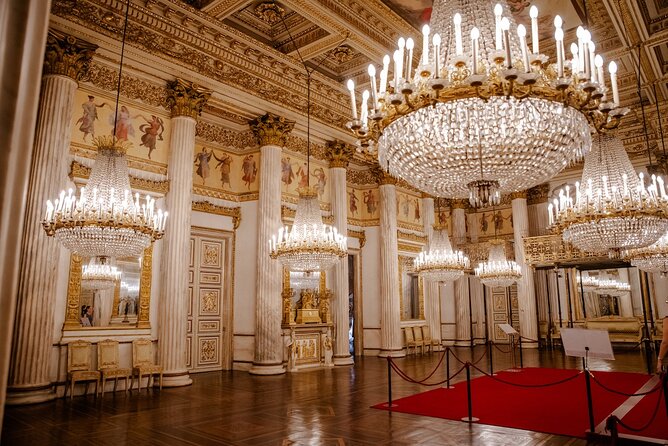 Small-group Royal Palace Skip-the-line Tour - What to Wear and Expect Inside: Heat, Comfort, and Timing