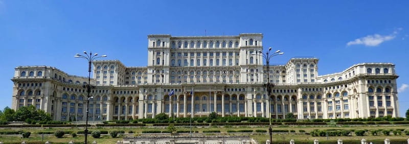 Spanish & Italian guided tour - Palace of Parliament - Quick highlights