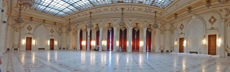 Spanish & Italian guided tour - Palace of Parliament - Getting there and passing security at Bulevardul Națiunile Unite 4
